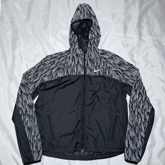 Nike Shield Flash Reflective Running Jacket Women's L Black Vented Lightweight - Picture 1 of 6